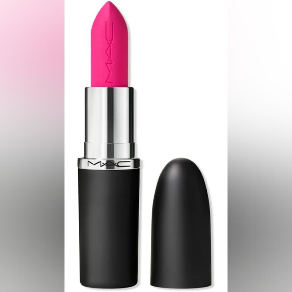 MAC LIPSTICK